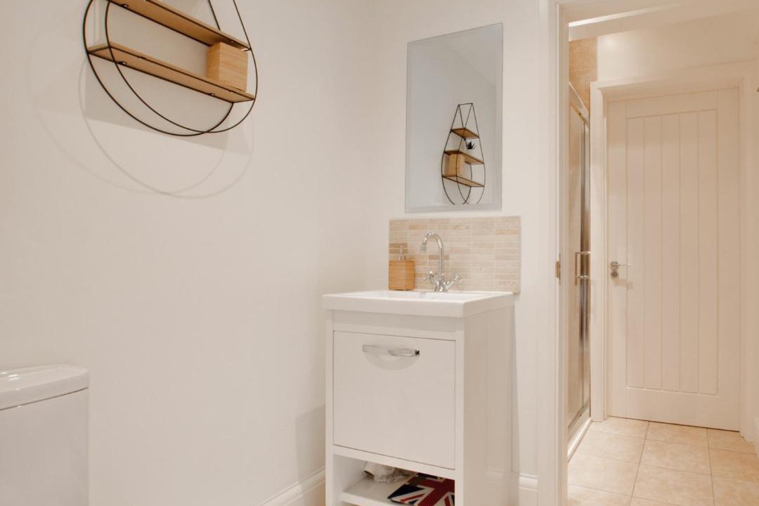 Photo of Others in Five Oak Green