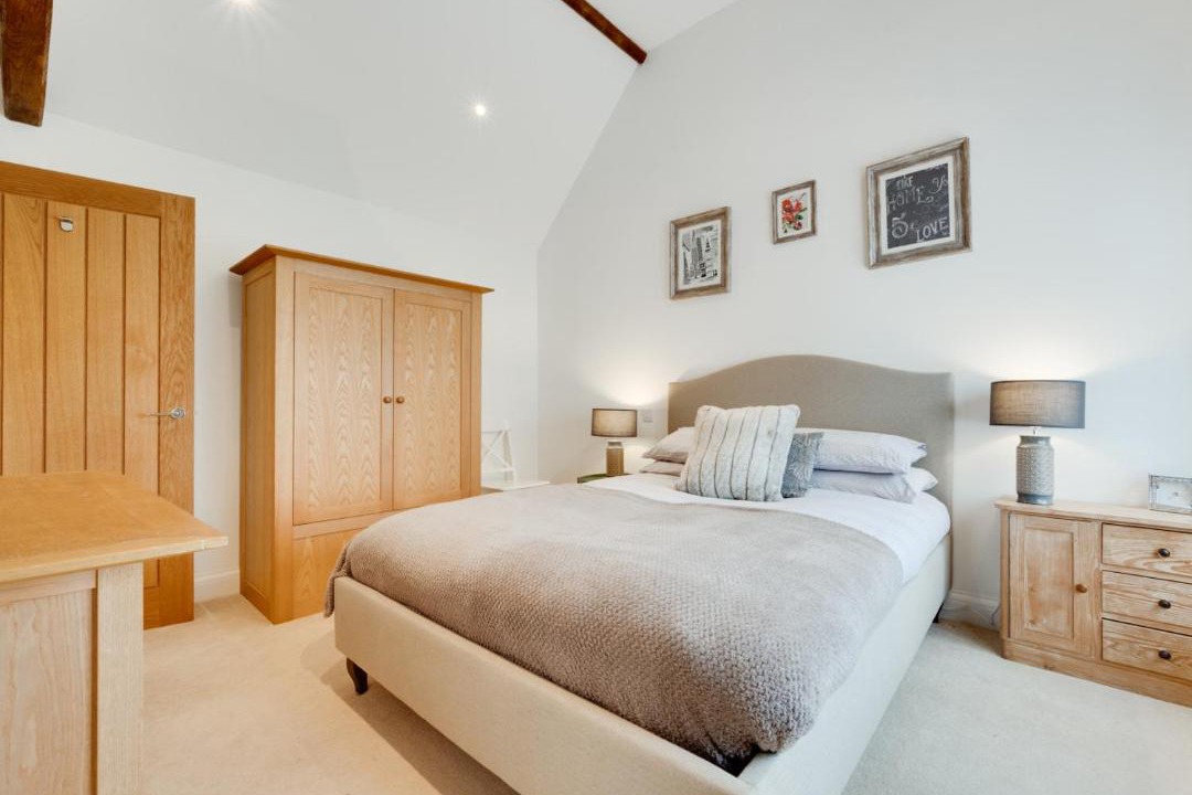 Photo of Others in Five Oak Green