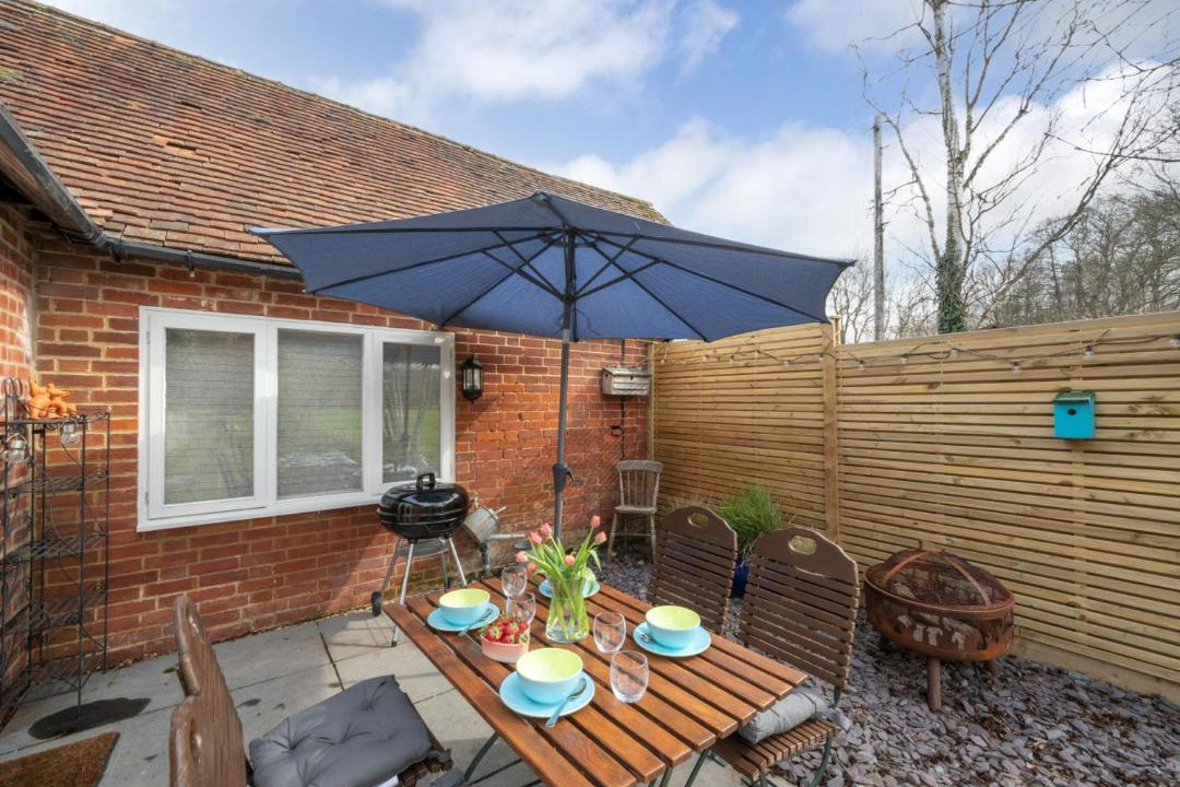 Photo of Others in Five Oak Green