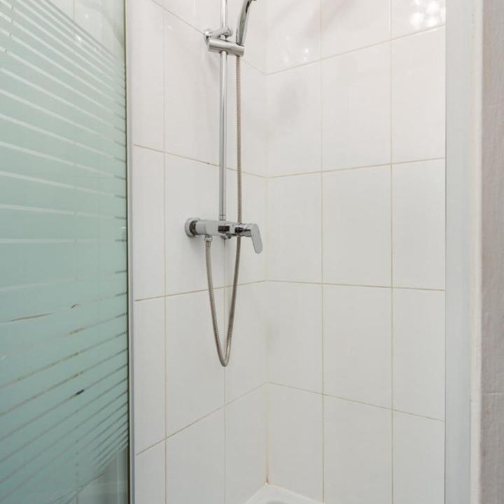 Photo of Bathroom in Charonne