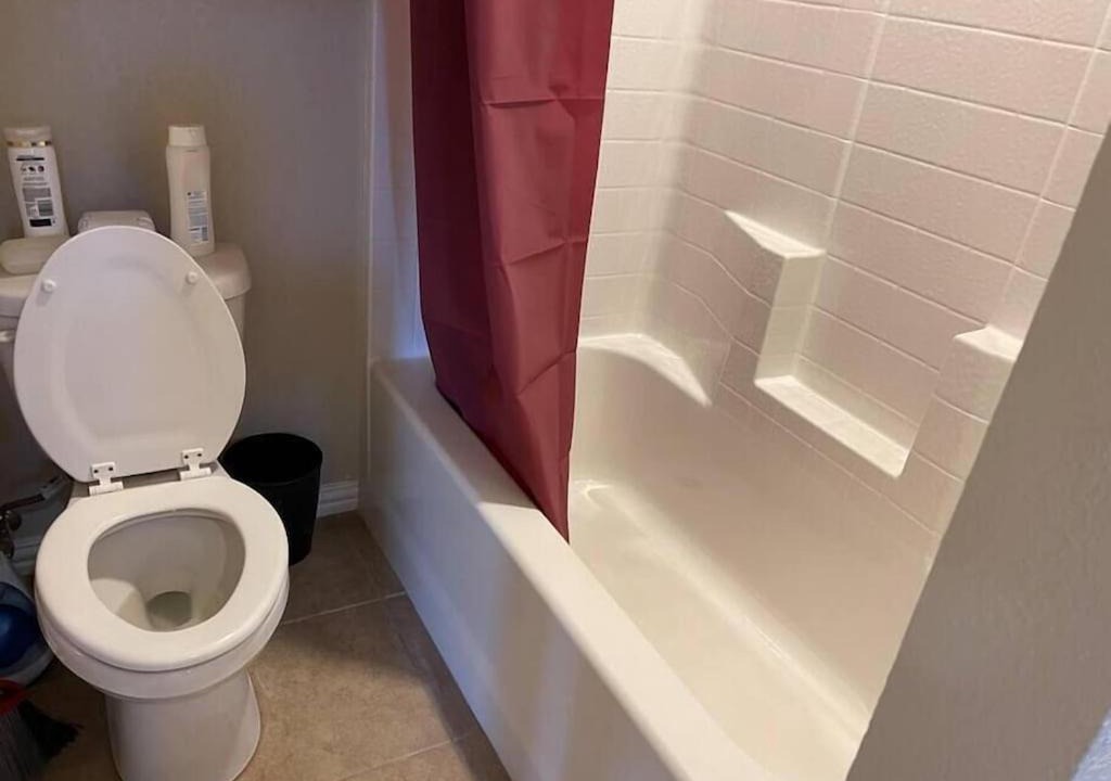 Photo of Bathroom in Jacksboro