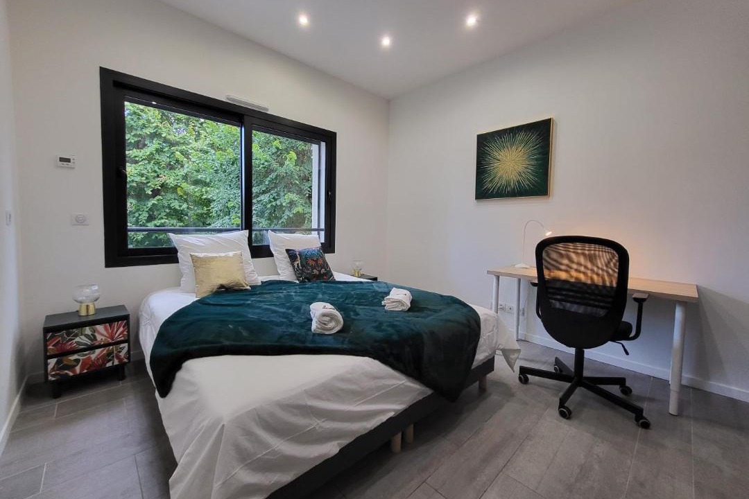 Photo of Bedroom in Verrieres-le-Buisson