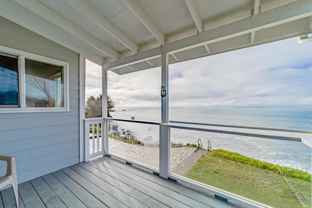Photo of Patio Balcony in Harbor