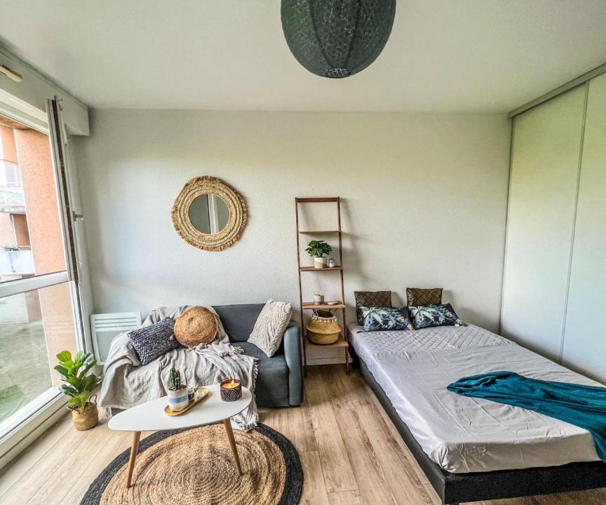 Photo of Livingroom in Rangueil-Sauzelong-Pech David-Pouvourville