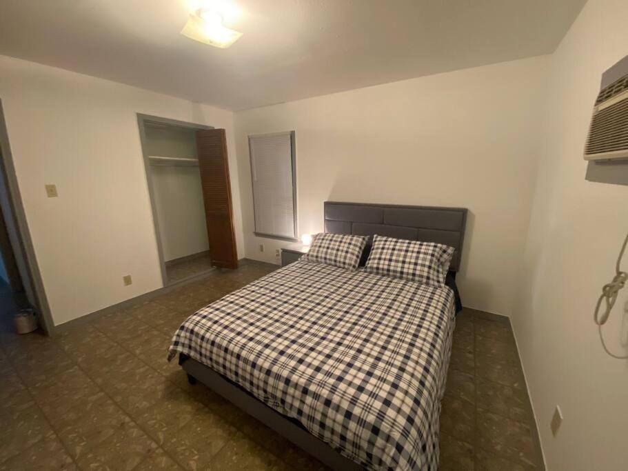 Photo of Bedroom in Northwest Los Angeles Heights