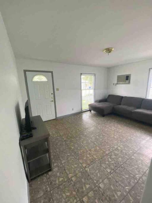 Photo of Livingroom in Northwest Los Angeles Heights