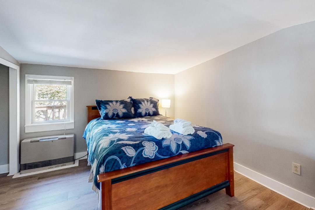 Photo of Bedroom in Boothbay Harbor