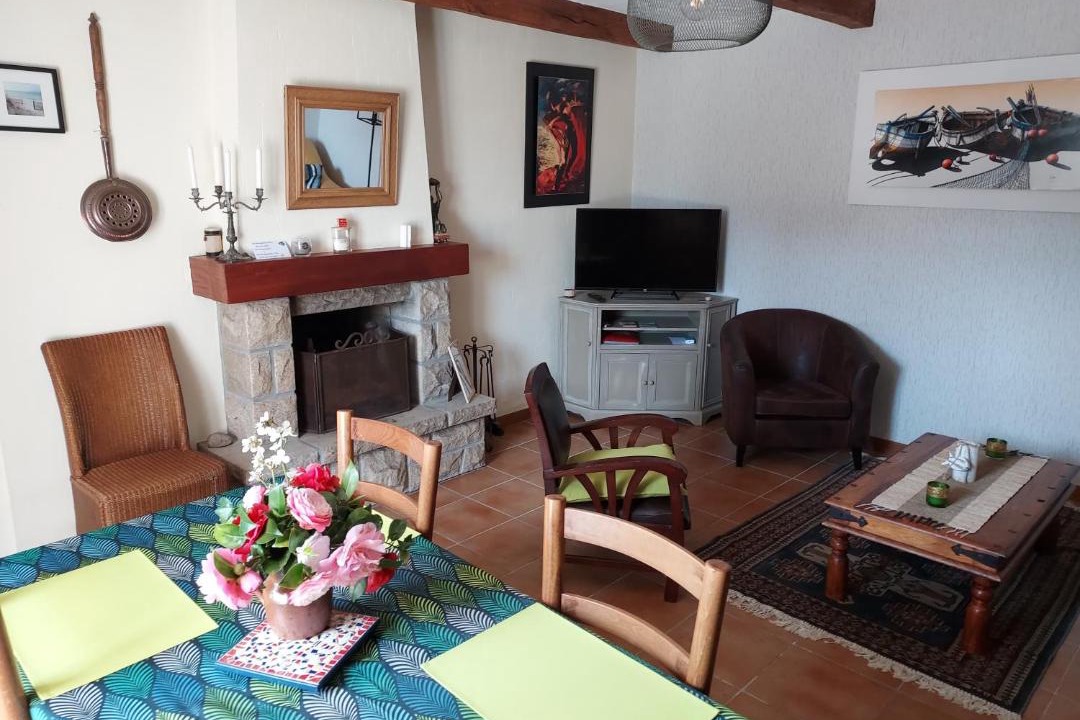 Photo of Others in Saint-Segal