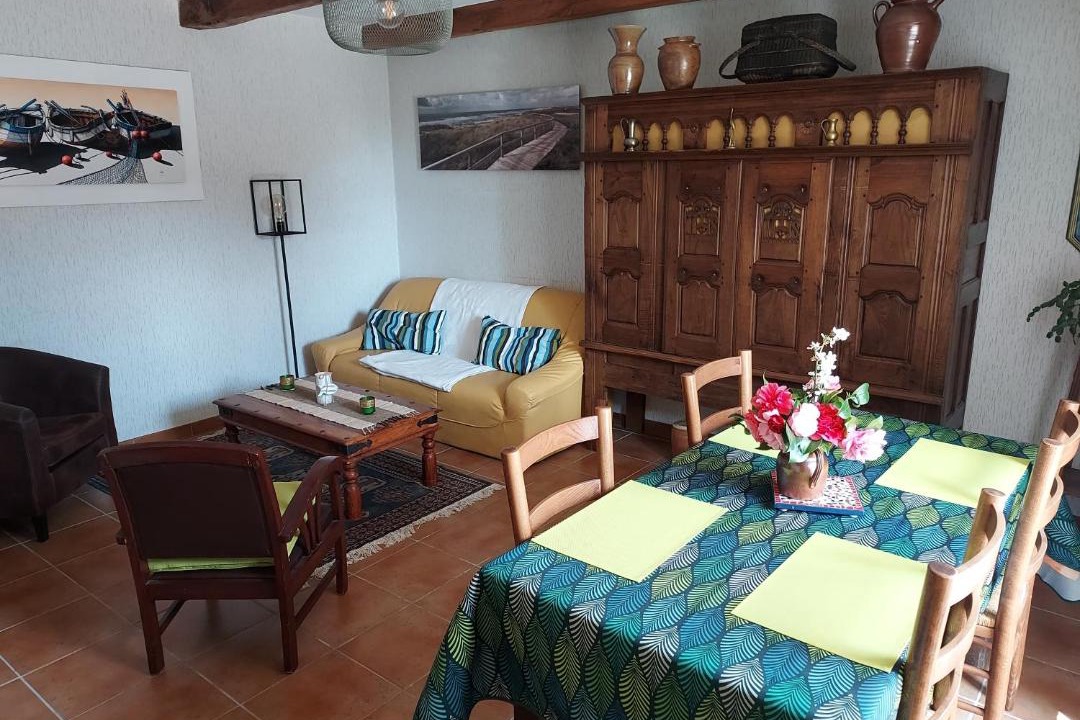 Photo of Others in Saint-Segal