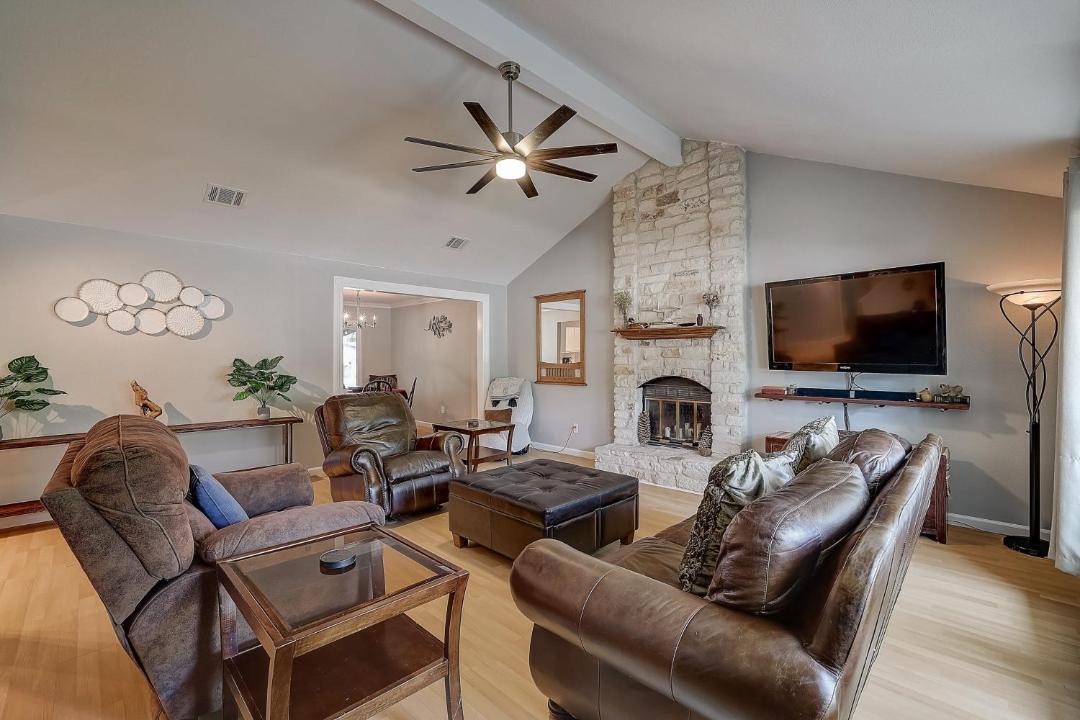 Photo of Livingroom in Settlers Ridge