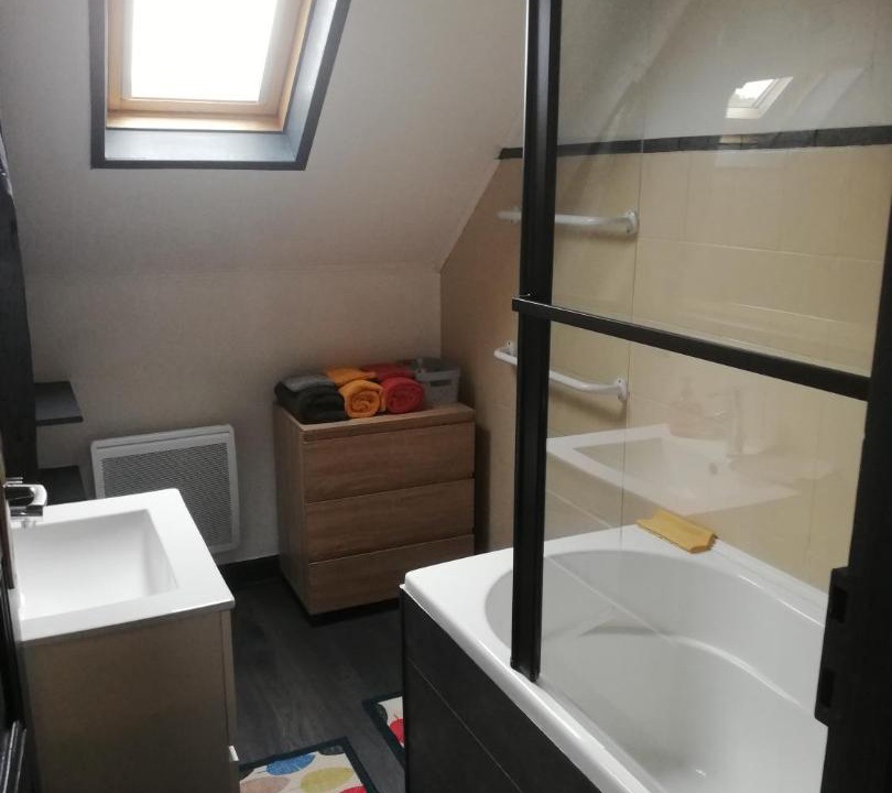 Photo of Bathroom in Arrest