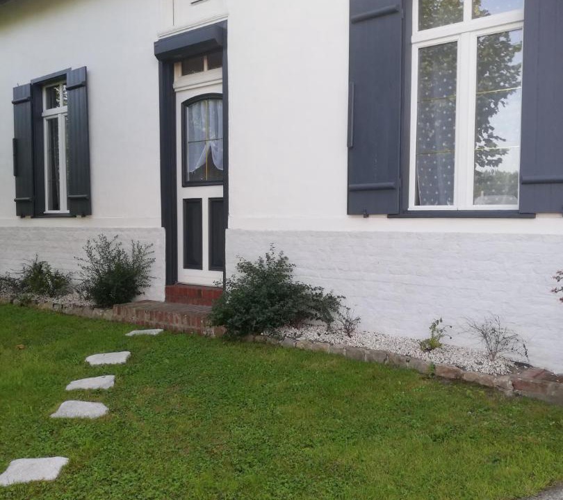 Photo of Buildings in Arrest