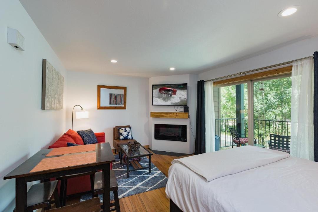 Photo of Bedroom in Purgatory