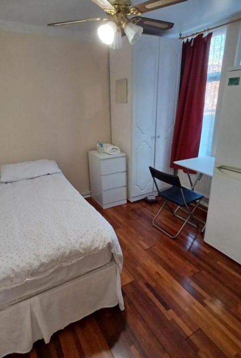 Photo of Bedroom in Haselbury