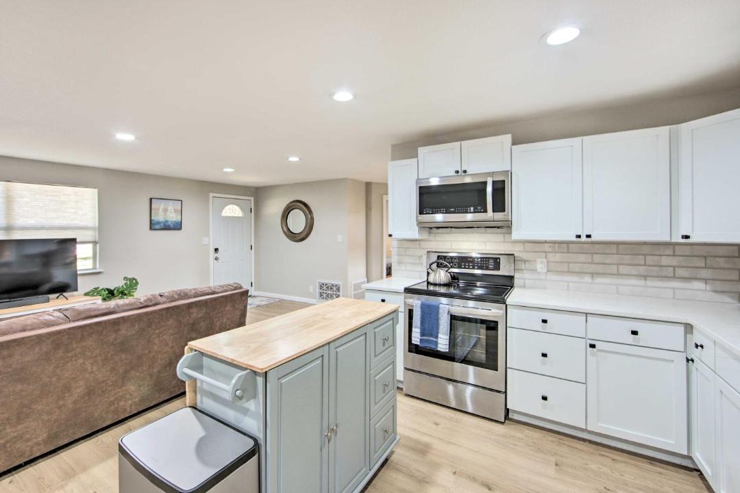 Photo of Kitchen in Gun Barrel City