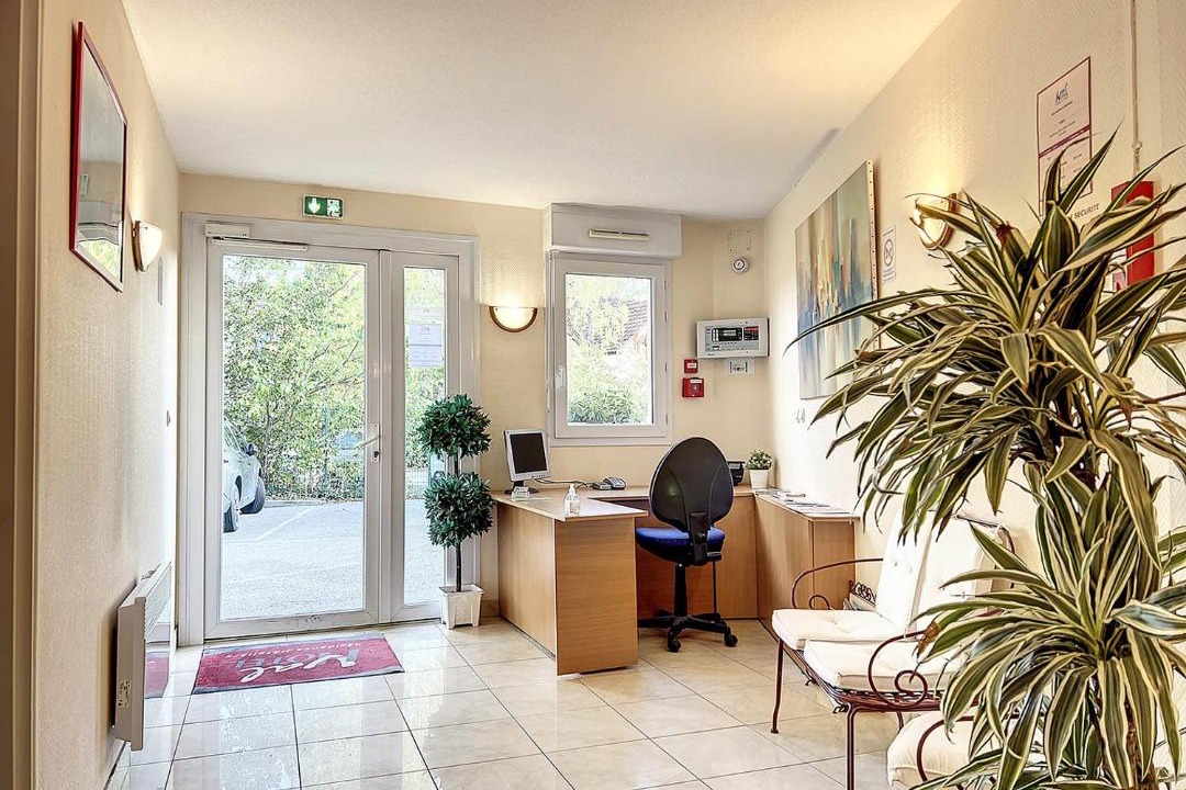 Photo of Others in Chateaufort