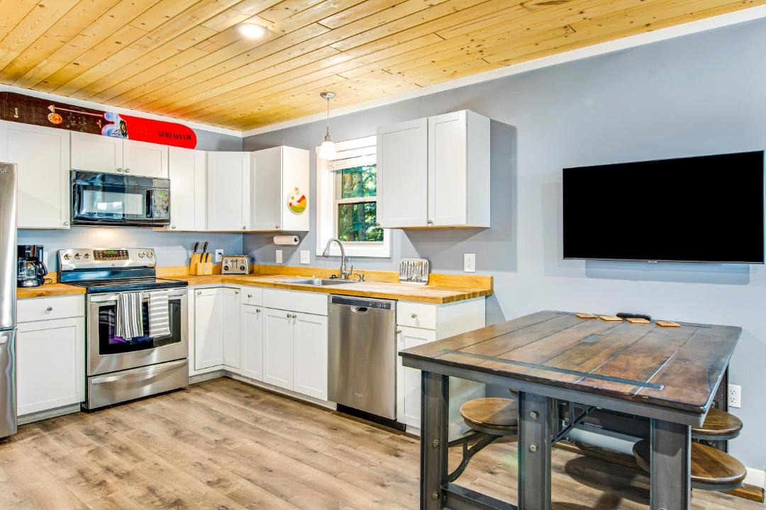 Photo of Kitchen in Snoqualmie Pass