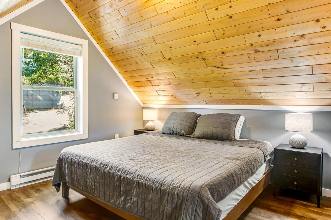 Photo of Bedroom in Snoqualmie Pass