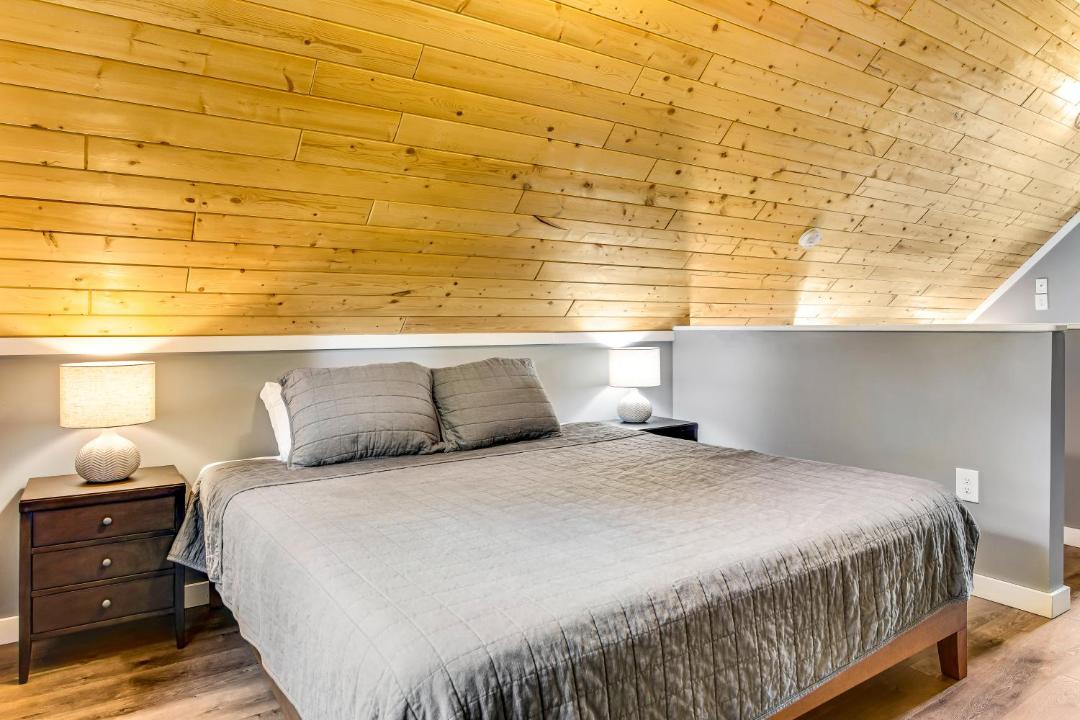 Photo of Bedroom in Snoqualmie Pass