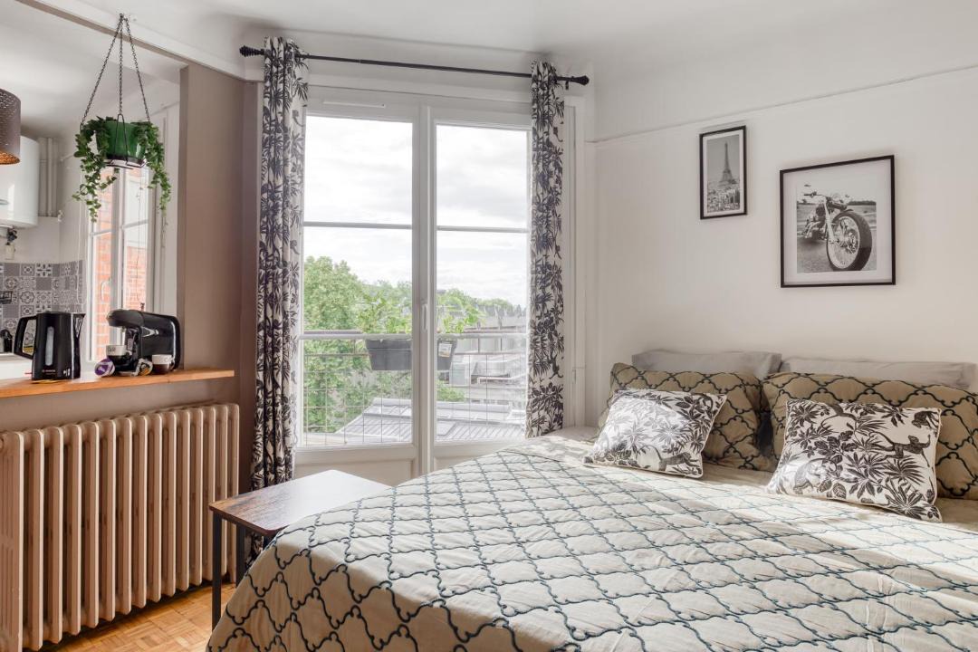 Photo of Bedroom in Vanves