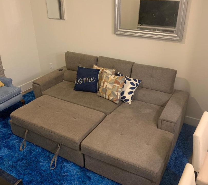 Photo of Livingroom in Parkway Central