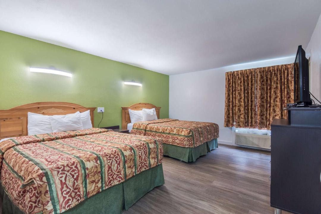 Photo of Others in Oriskany