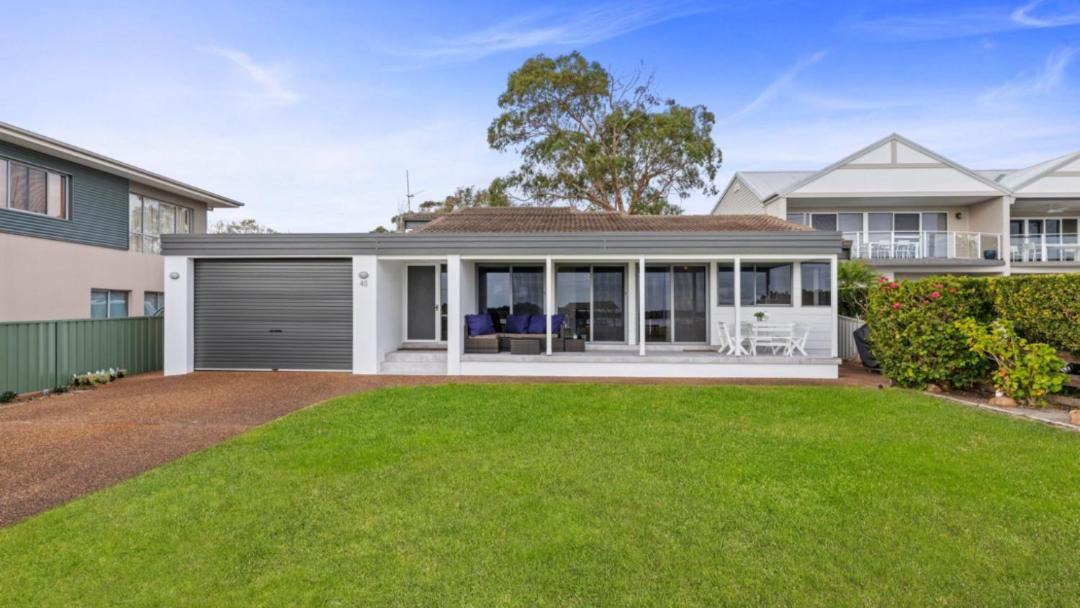 Photo of Buildings in Hawks Nest