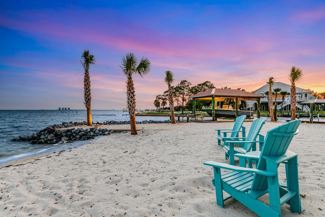 Photo of Others in Gulf Breeze