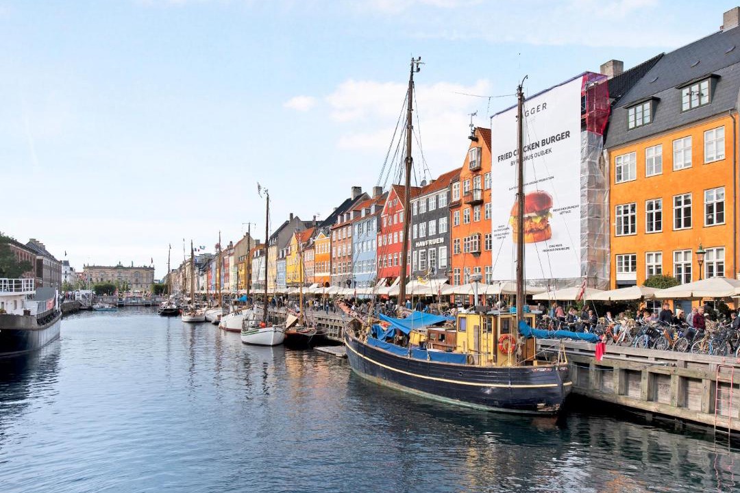 Photo of Outdoor in Nyhavn - Amalienborg