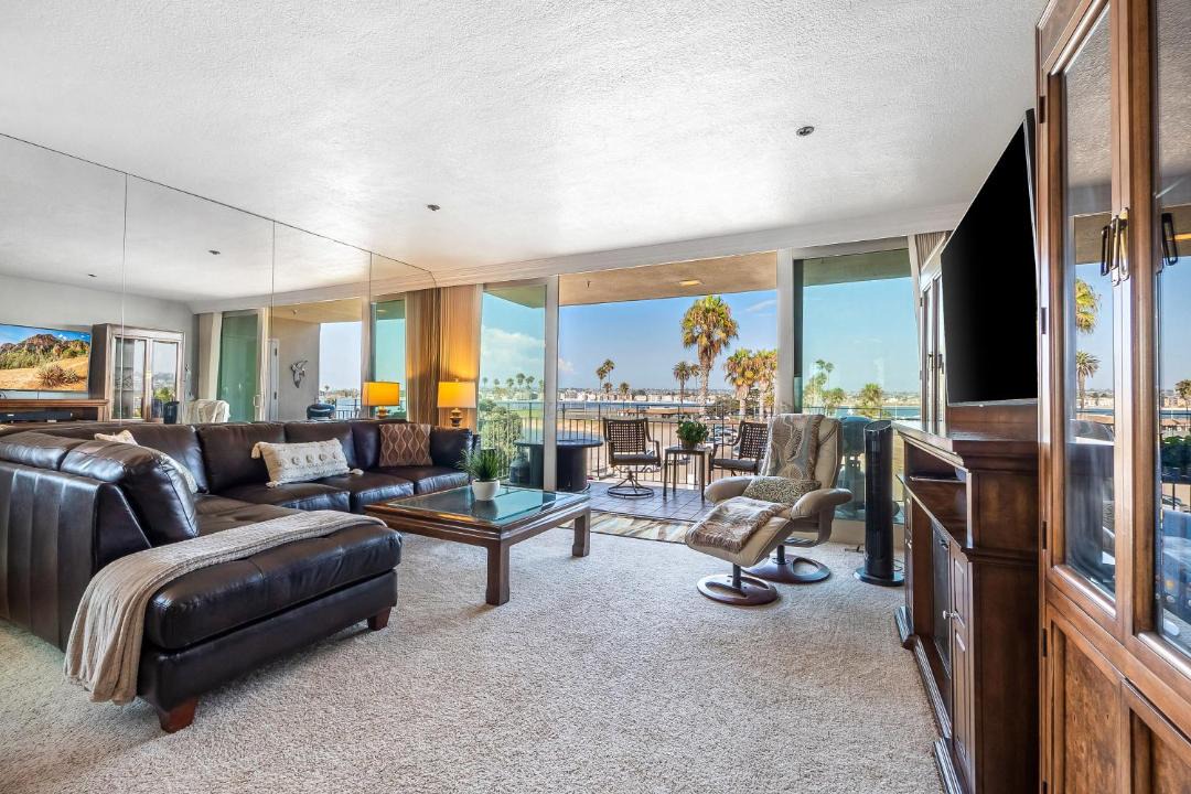 Photo of Livingroom in Mission Beach