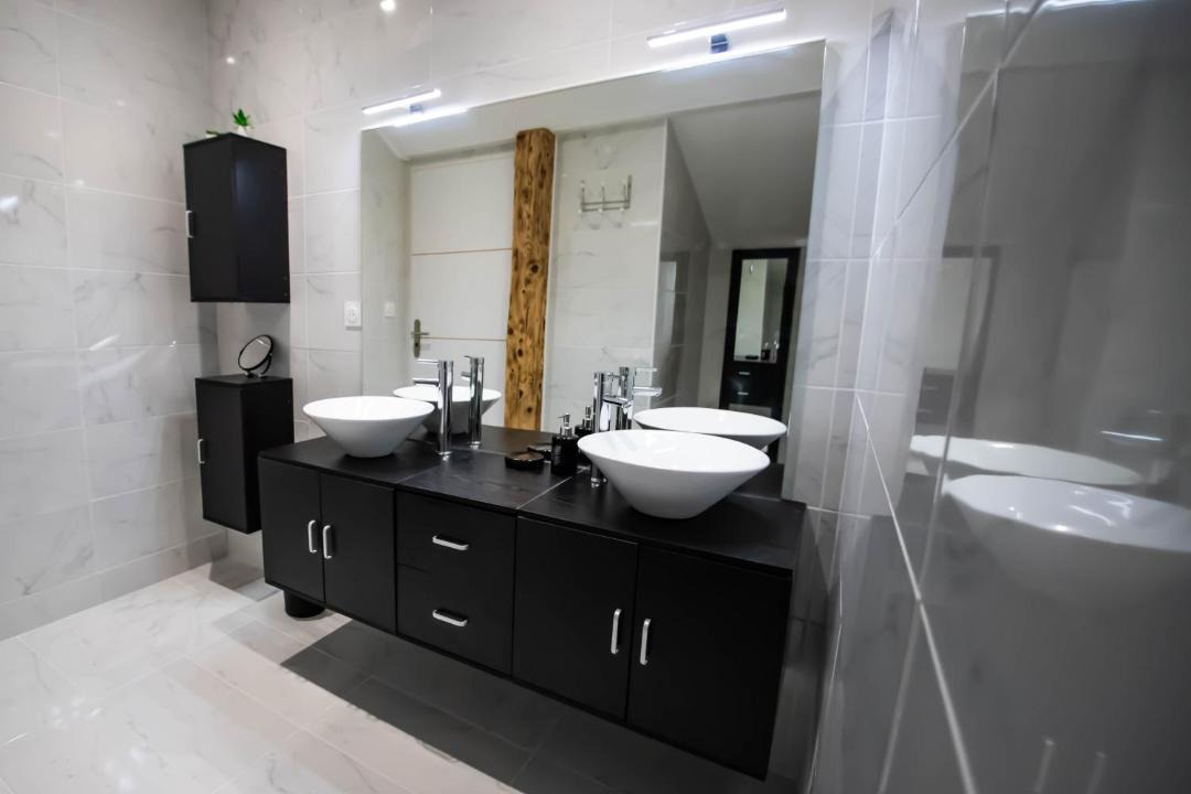 Photo of Bathroom in Arras-en-Lavedan