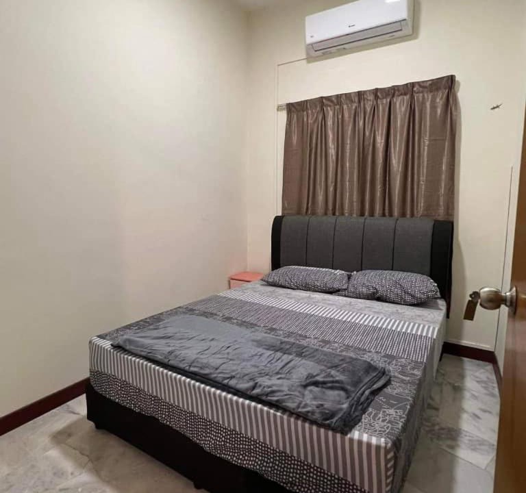 Photo of Bedroom in Taman Rakyat