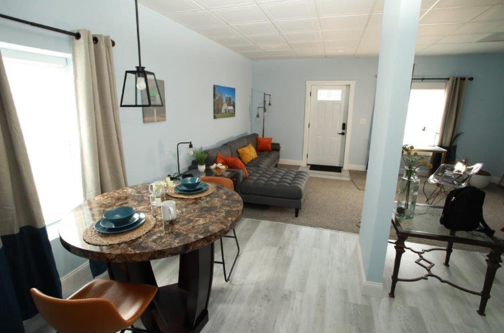 Photo of Livingroom in Indian Head