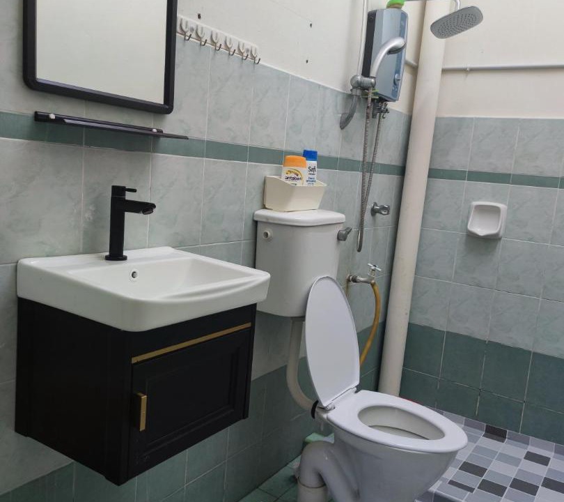 Photo of Bathroom in Batu Berendam