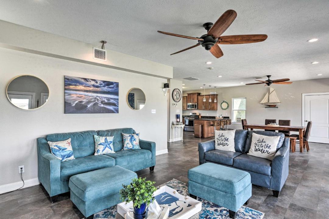 Photo of Livingroom in El Lago