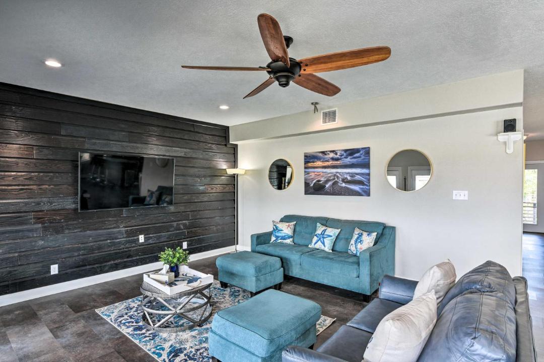 Photo of Livingroom in El Lago