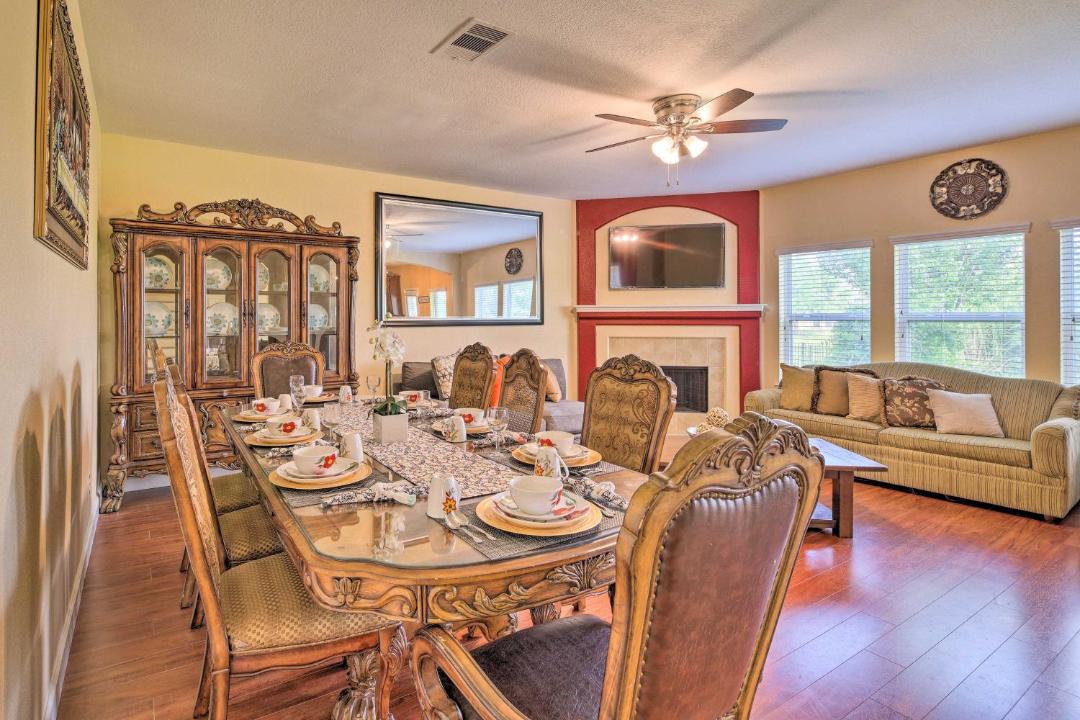 Photo of Livingroom in Humble