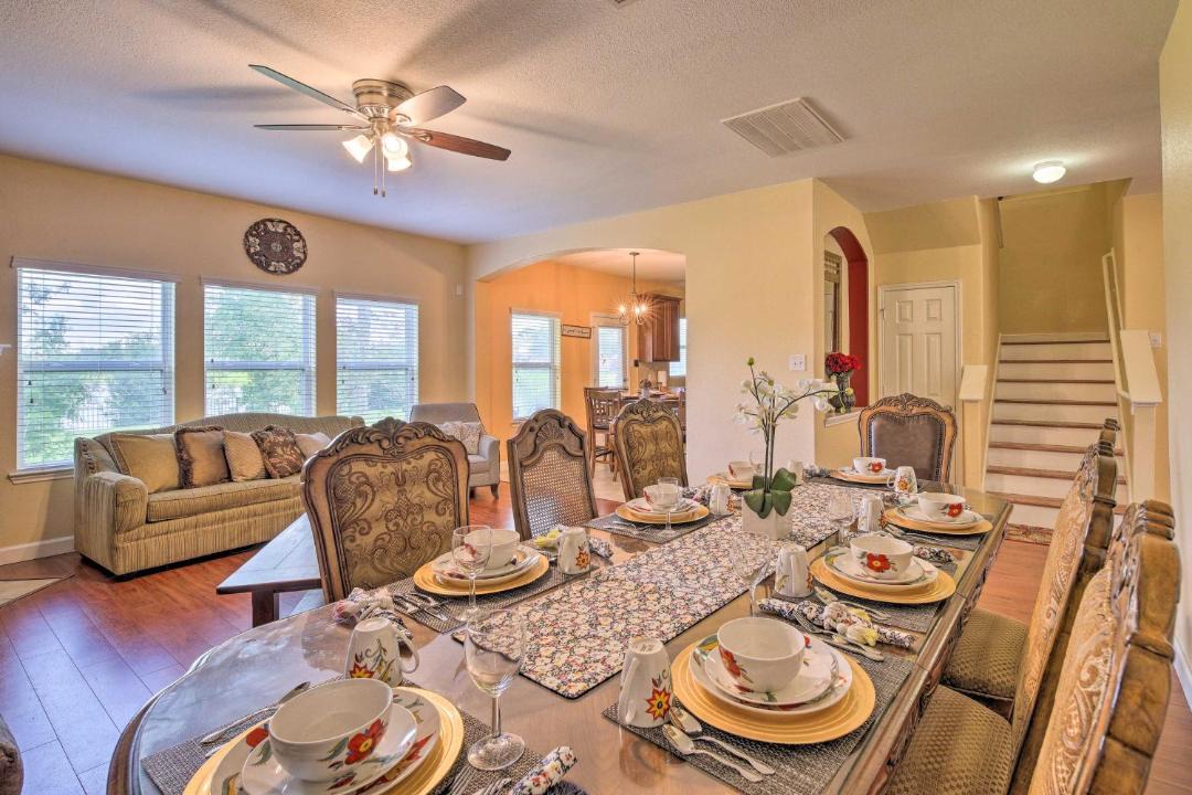 Photo of Livingroom in Humble