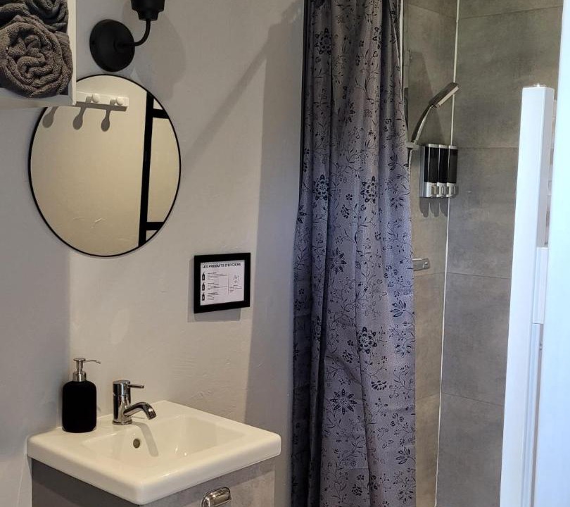 Photo of Bathroom in Requista