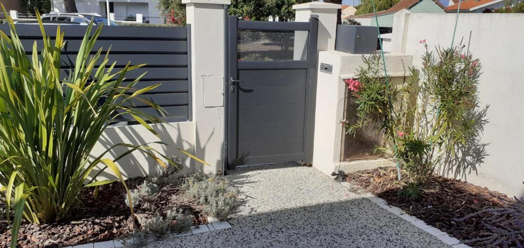 Photo of Buildings in Quartier du Stade