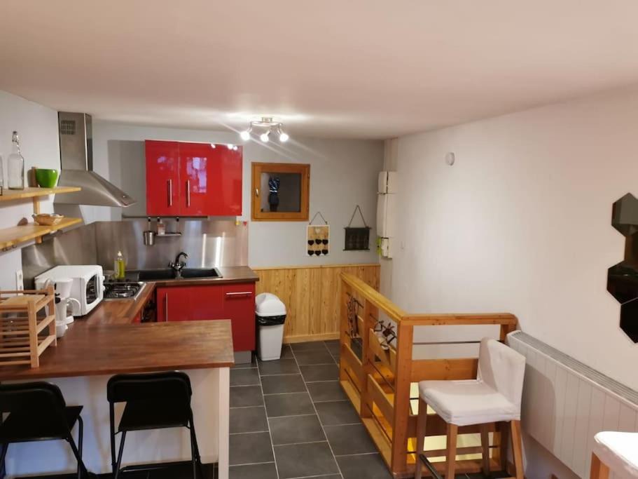 Photo of Kitchen in Le Bourg-d'Oisans