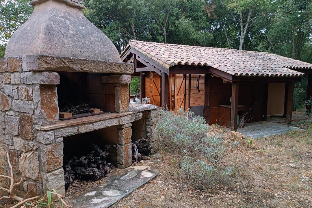 Photo of Buildings in Albieres