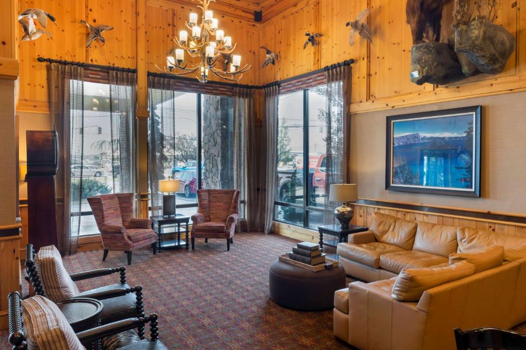 Photo of Others in Altamont