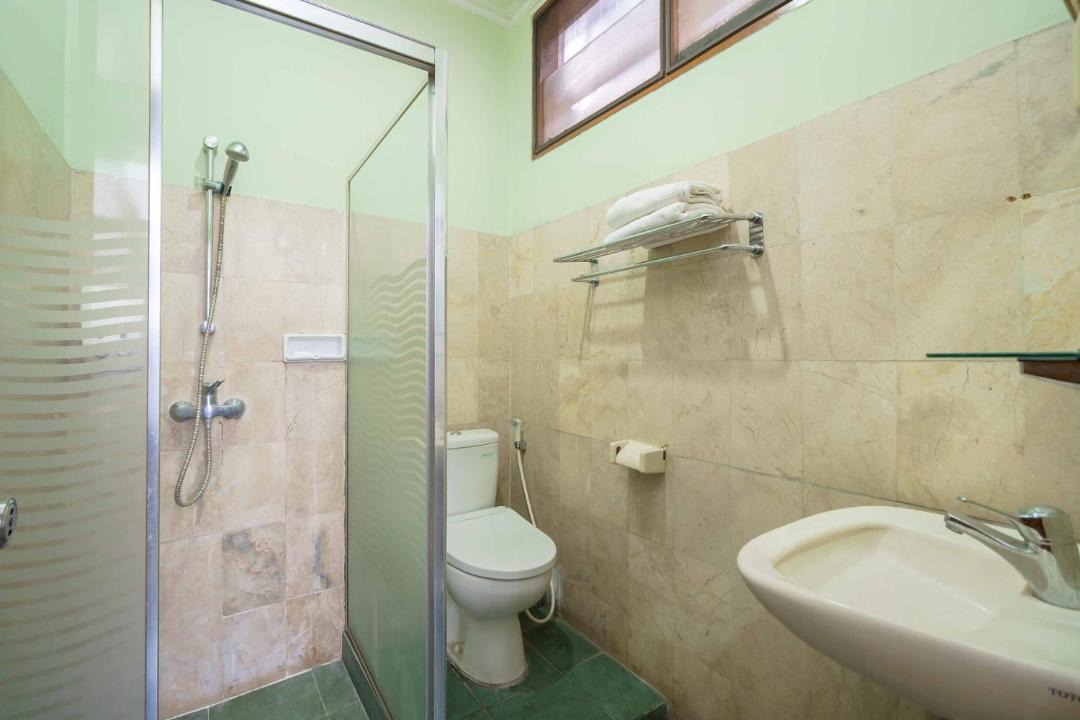 Photo of Bathroom in Ragunan