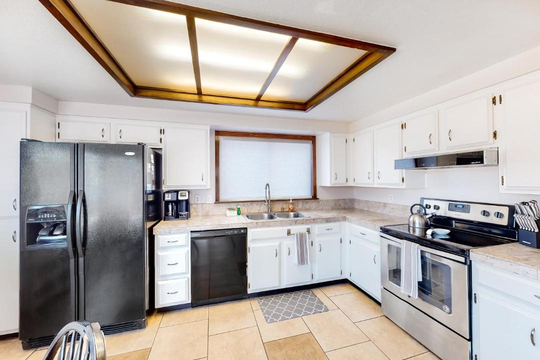 Photo of Kitchen in Overland Trail