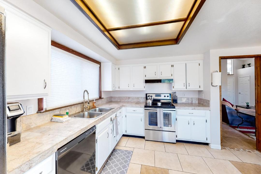 Photo of Kitchen in Overland Trail