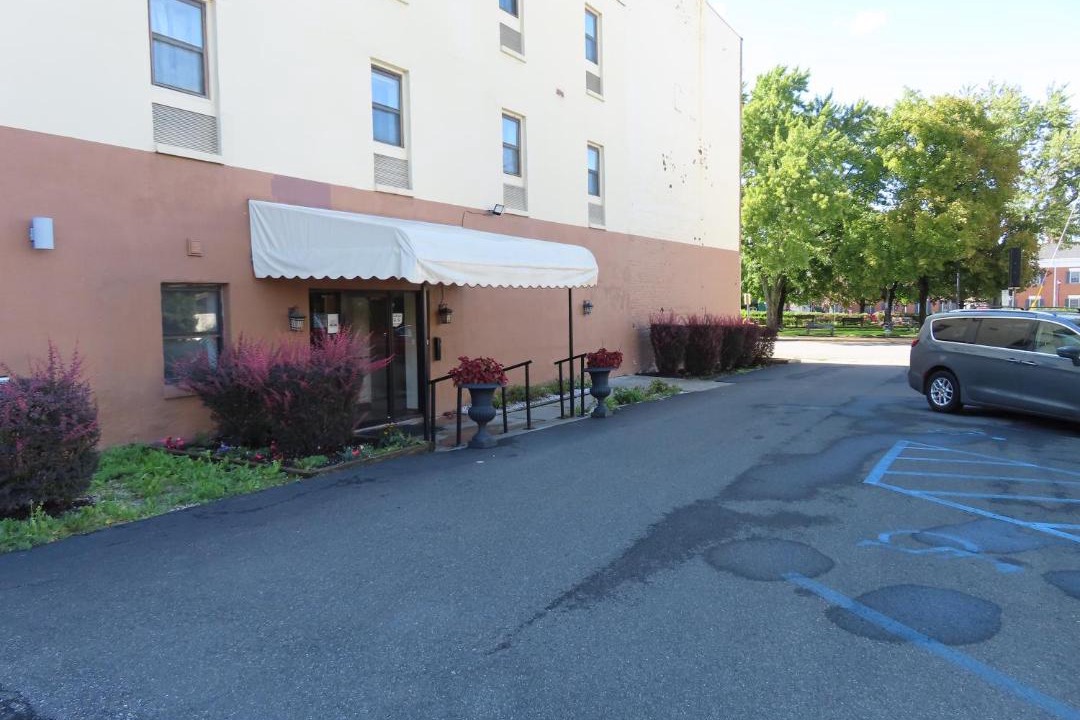 Photo of Others in Hudson