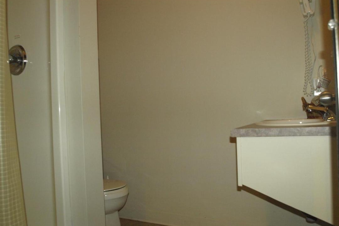 Photo of Bathroom in Sainte-Anne-des-Monts