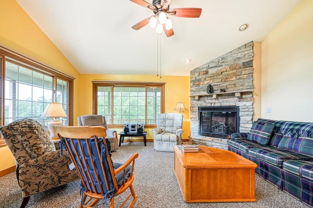 Photo of Livingroom in Livingston