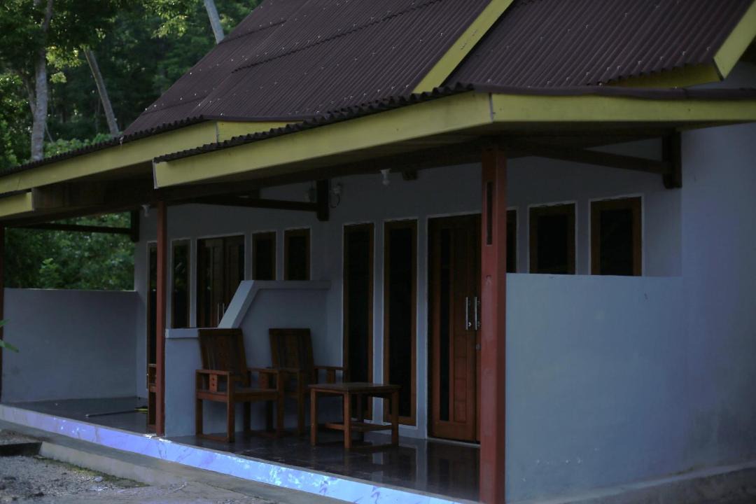 Photo of Others in Mansuar Island